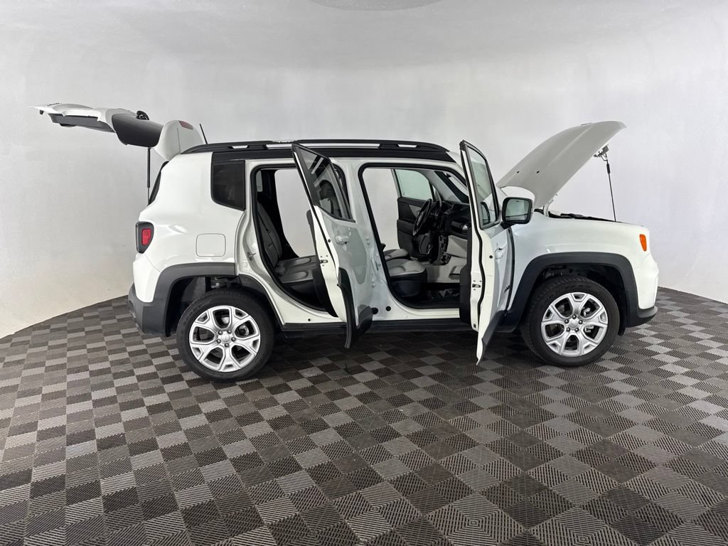 Used 2020 Jeep Renegade Limited w/ UConnect 8.4 Nav Group AWD/4WD image 14