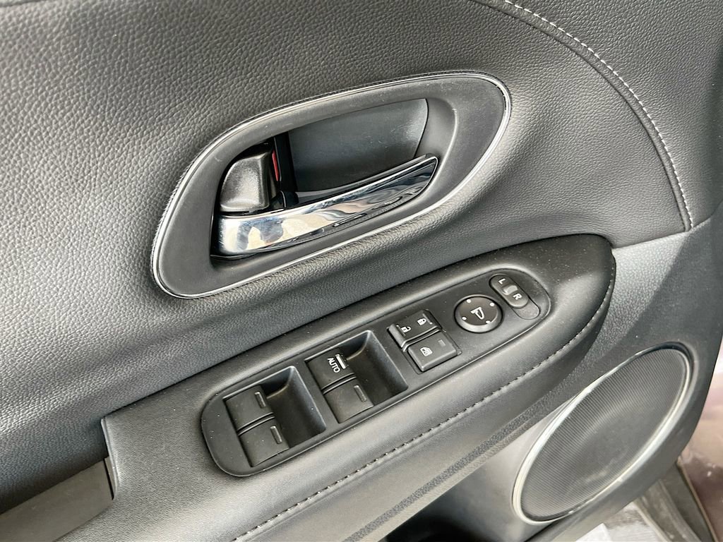 Used 2020 Honda HR-V EX-L image 18