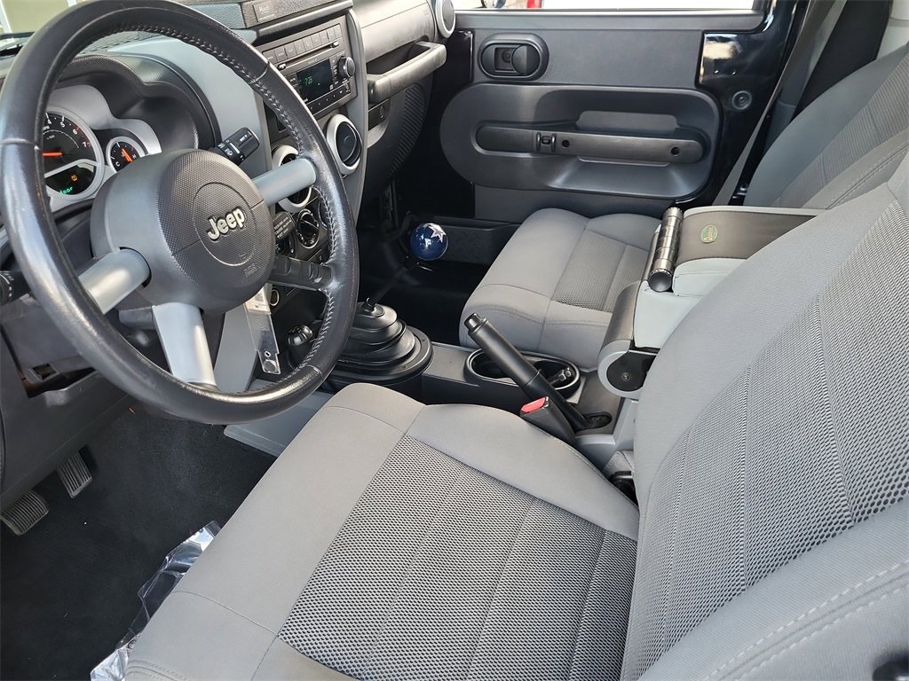 Used 2008 Jeep Wrangler Sahara w/ Dual Top Group image 12