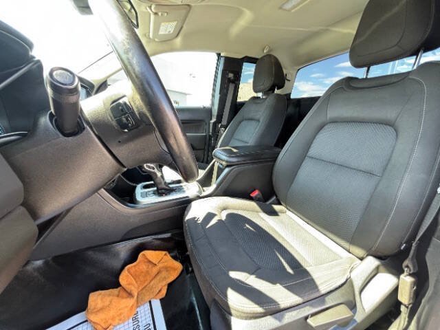 Used 2022 Chevrolet Colorado LT w/ Fleet Safety Package RWD image 17