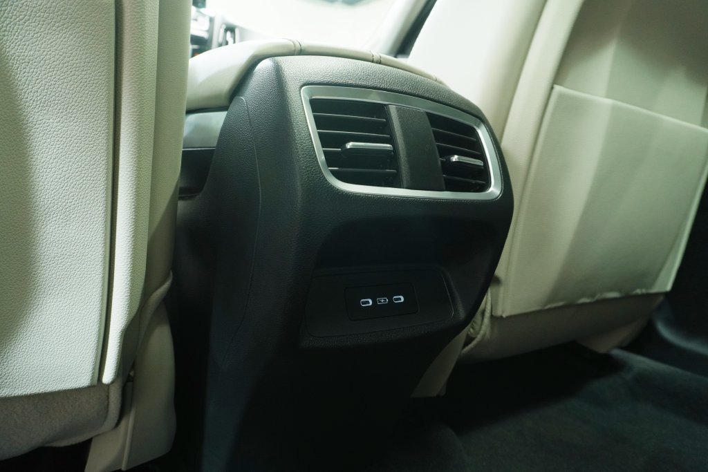 Used 2026 Acura RDX w/ Technology Package AWD/4WD image 16