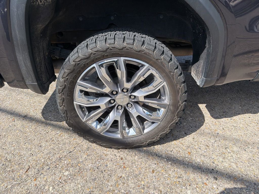 Used 2023 GMC Sierra 1500 AT4X image 24