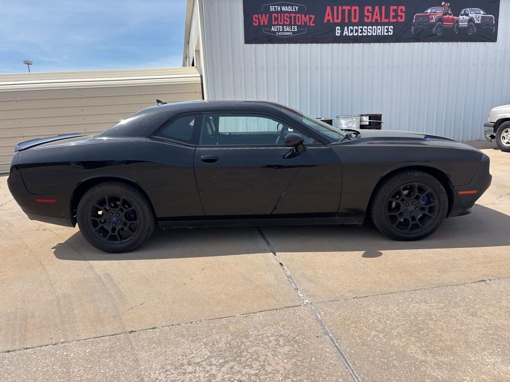 Used 2017 Dodge Challenger GT w/ Driver Convenience Group AWD/4WD image 3