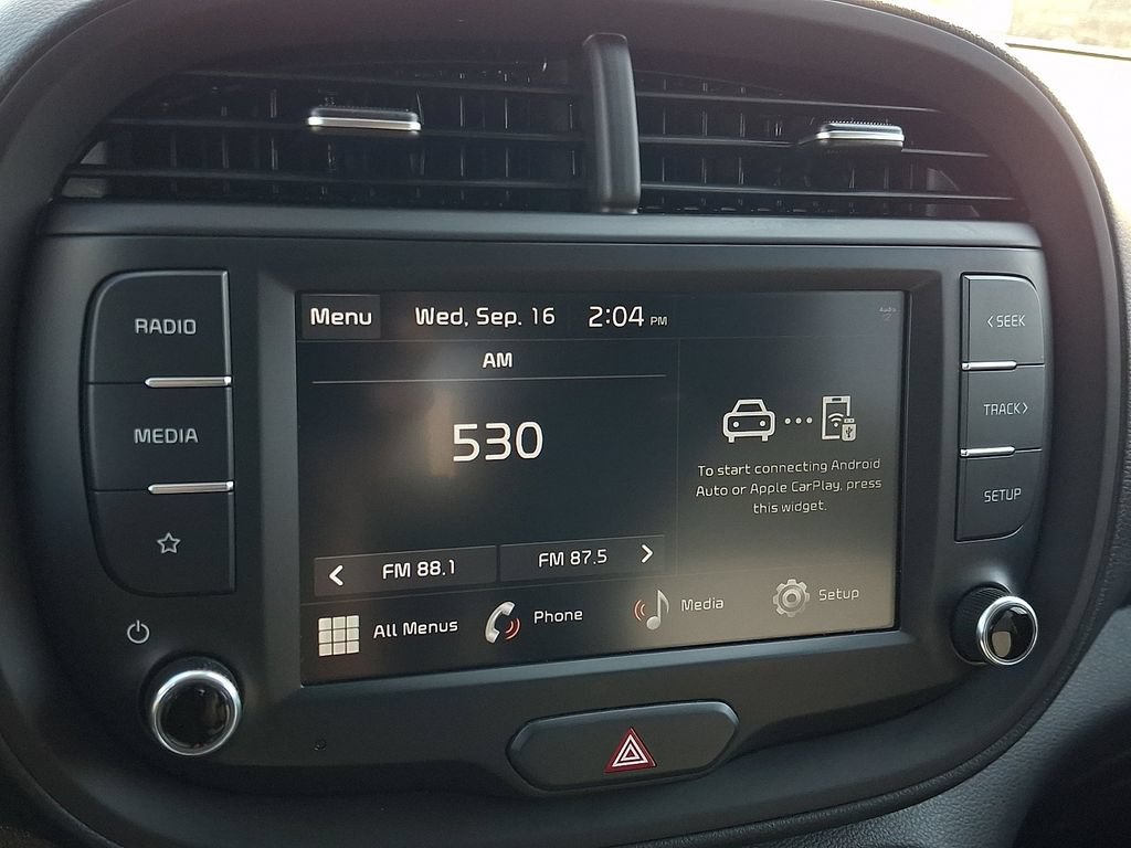 Used 2023 Kia Soul LX FWD image 16
