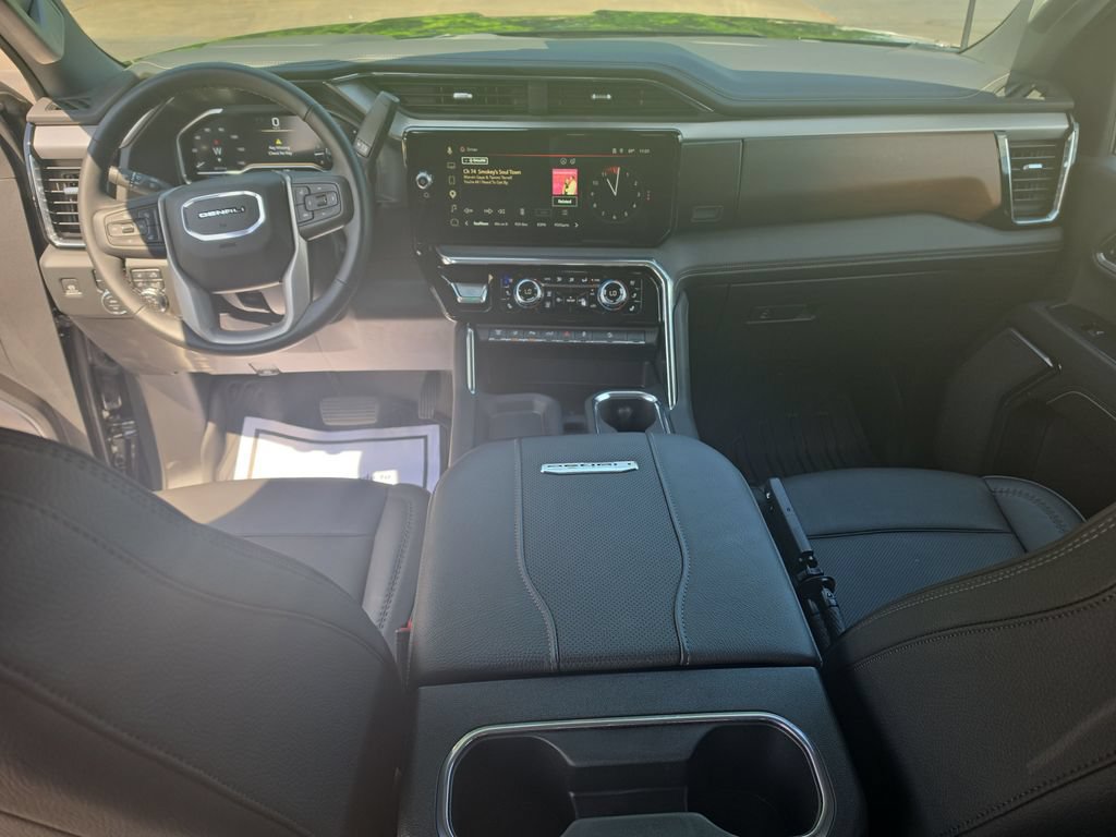 Certified 2024 GMC Sierra 3500 Denali w/ Denali Reserve Package AWD/4WD image 21