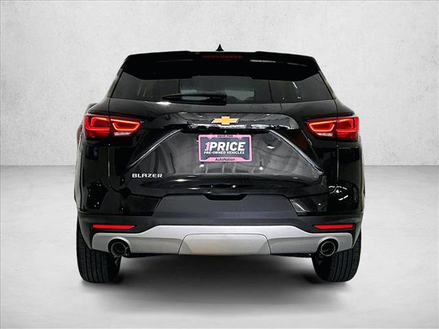 Used 2024 Chevrolet Blazer LT FWD image 4