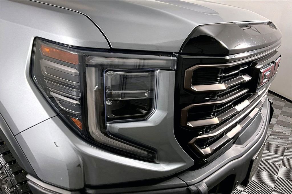 Certified 2023 GMC Sierra 1500 AT4X image 32