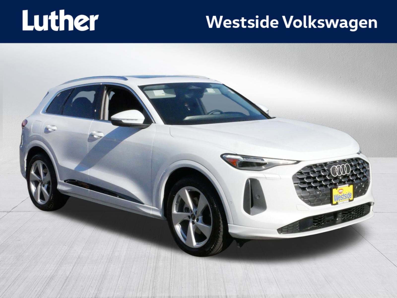 Used 2025 Audi Q5 Prestige image 1