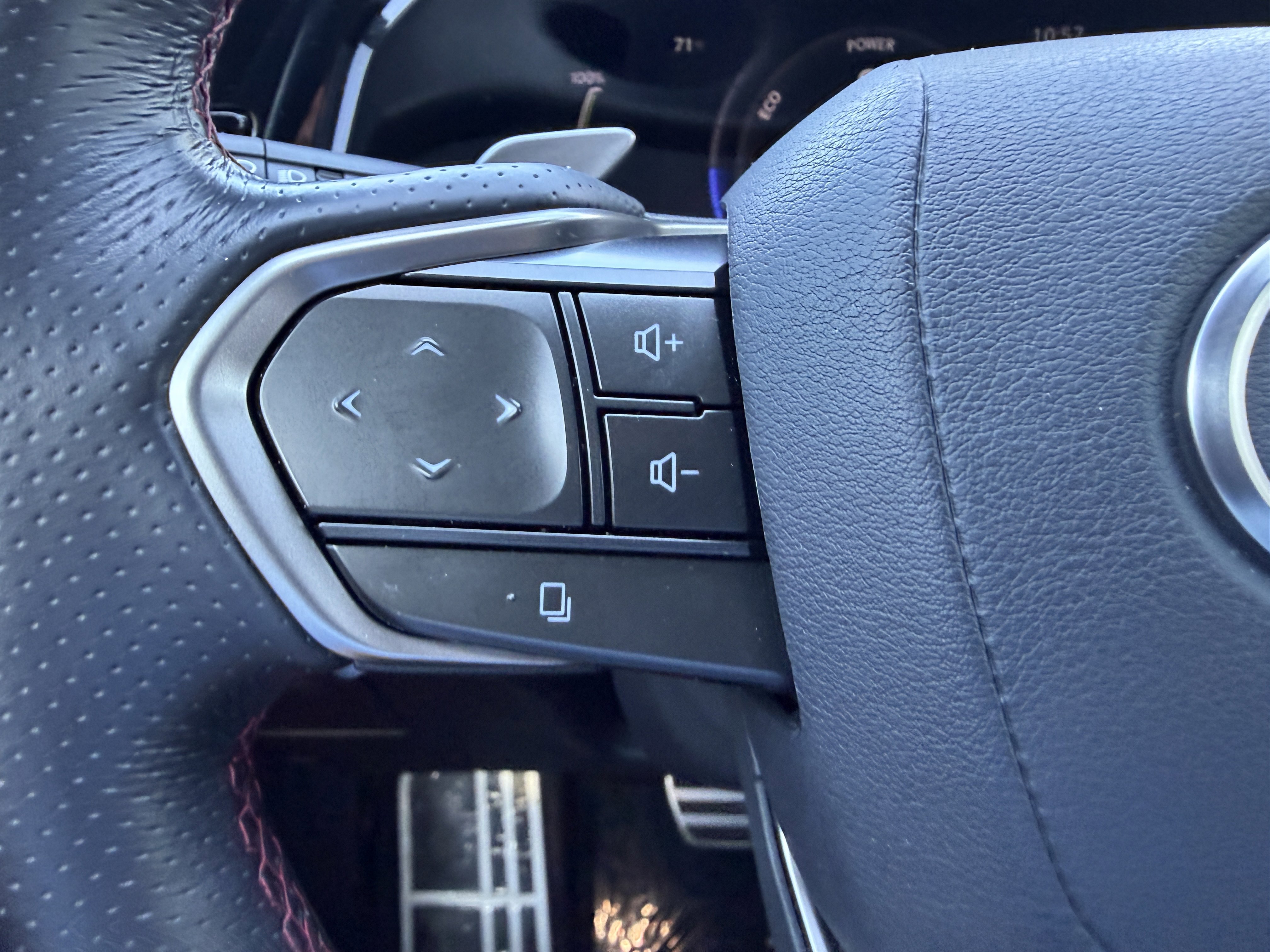 Used 2025 Lexus NX 450h+ F Sport w/ Towing Package (2000 Lbs) image 26