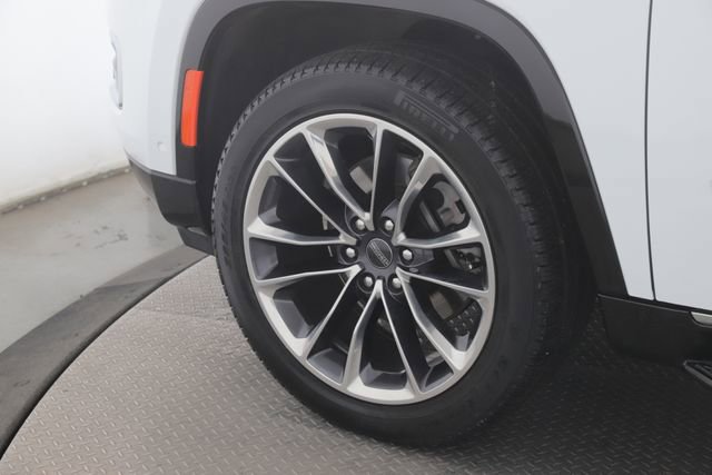 Used 2024 Jeep Wagoneer Series II w/ Premium Group I image 13