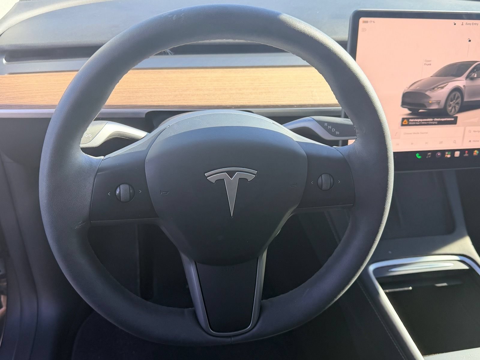 Used 2025 Tesla Model Y Long Range RWD image 12