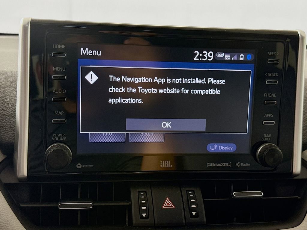 Used 2021 Toyota RAV4 XLE Premium image 13