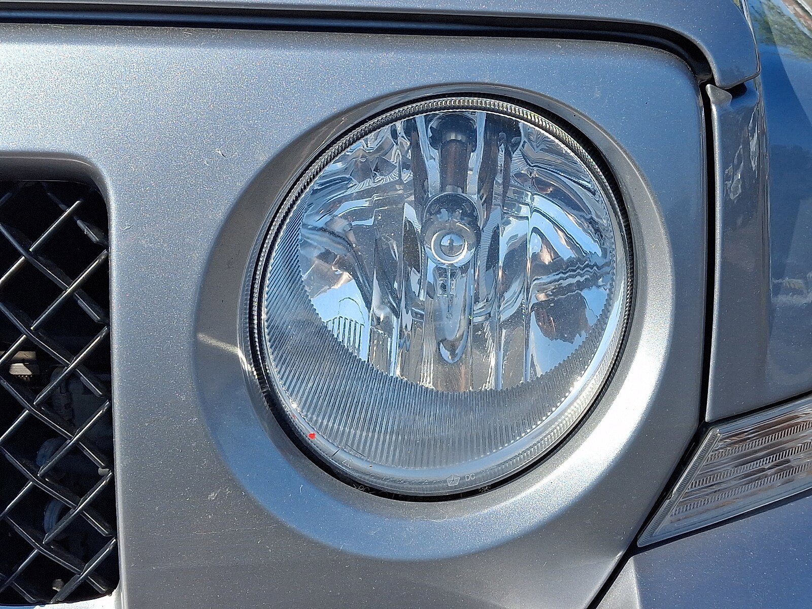 Used 2017 Jeep Patriot Latitude FWD image 9