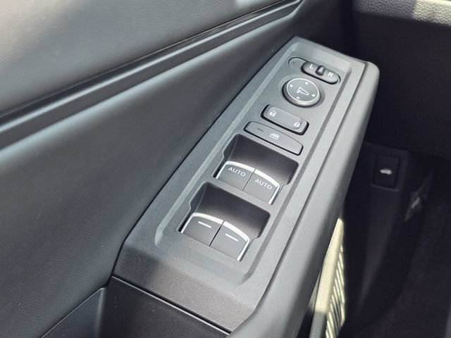 Used 2025 Honda Accord SE image 16
