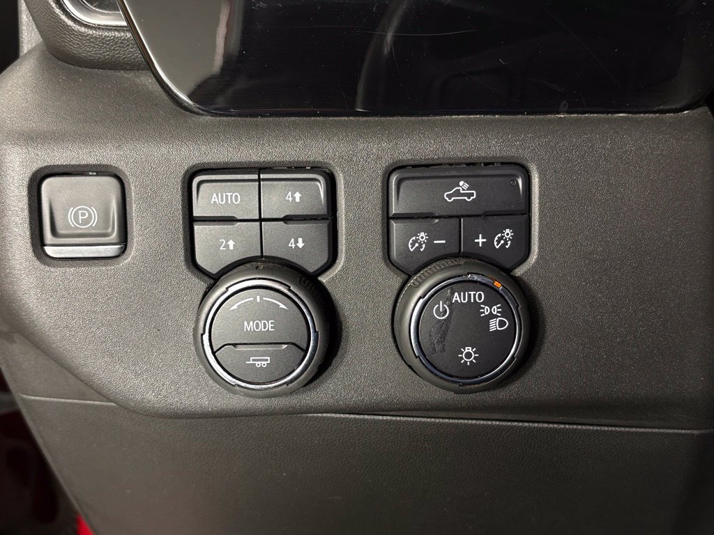 Certified 2022 Chevrolet Silverado 1500 LT w/ Z71 Off-Road Package AWD/4WD image 25