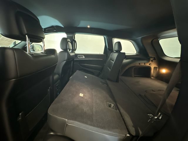 Used 2019 Jeep Grand Cherokee Limited AWD/4WD image 13