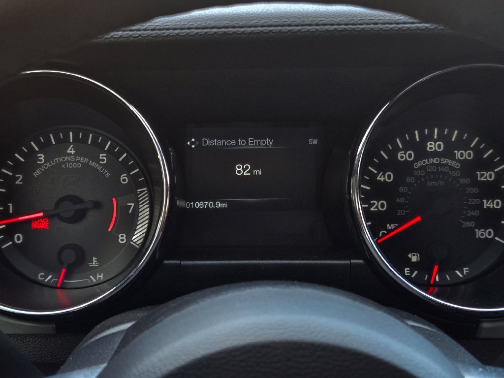 Used 2015 Ford Mustang GT Premium RWD image 26