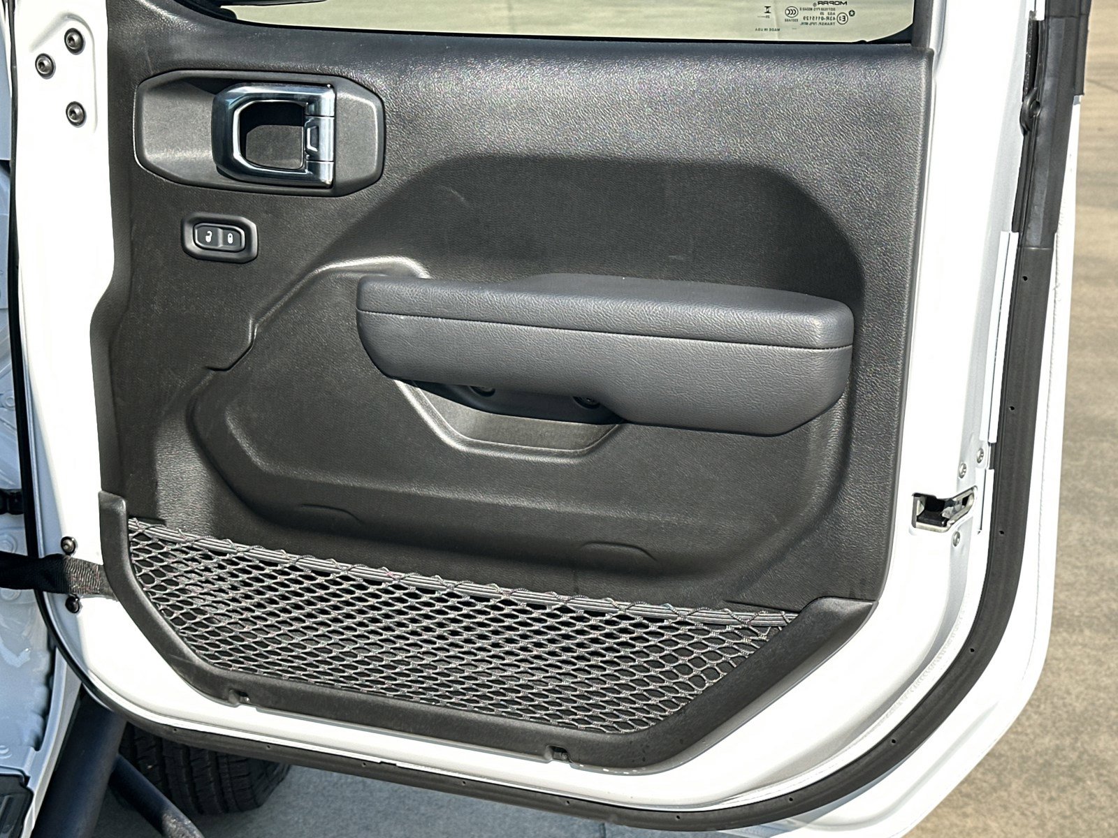 Used 2025 Jeep Wrangler Unlimited Sport AWD/4WD image 15