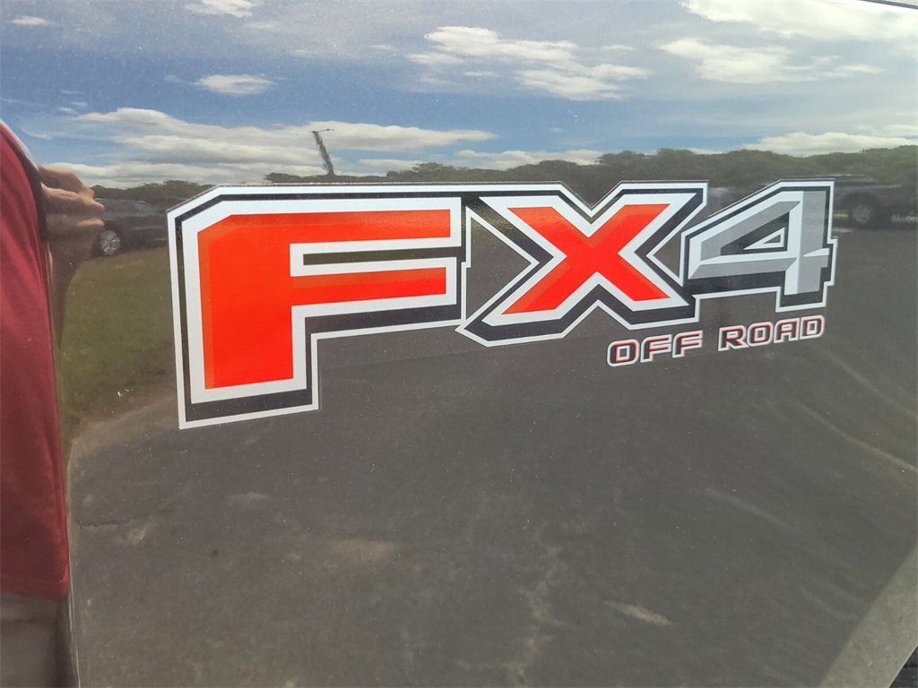 New 2025 Ford F250 Lariat w/ Chrome Package image 13