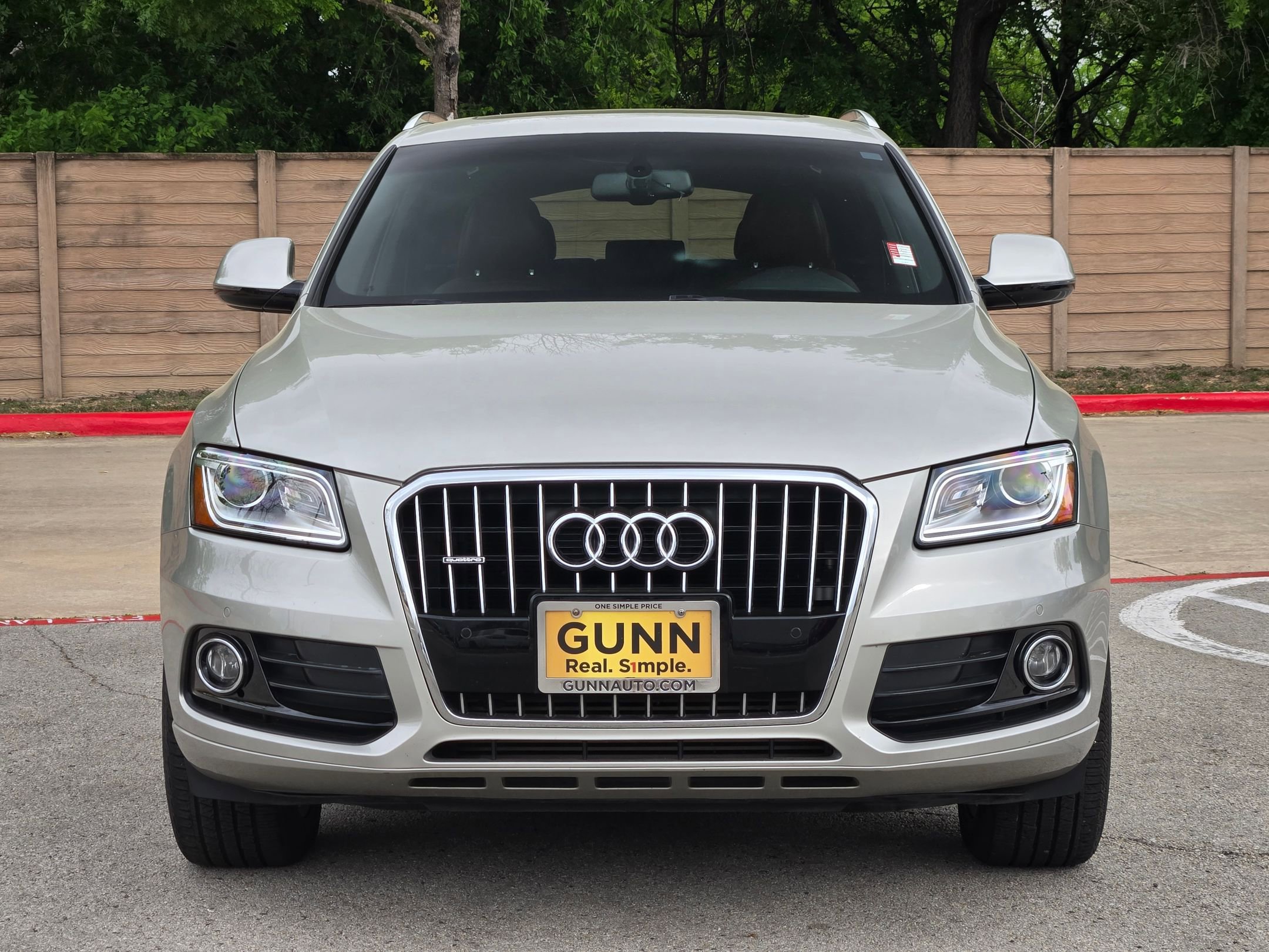 Used 2016 Audi Q5 2.0T Premium Plus w/ Technology Package image 8