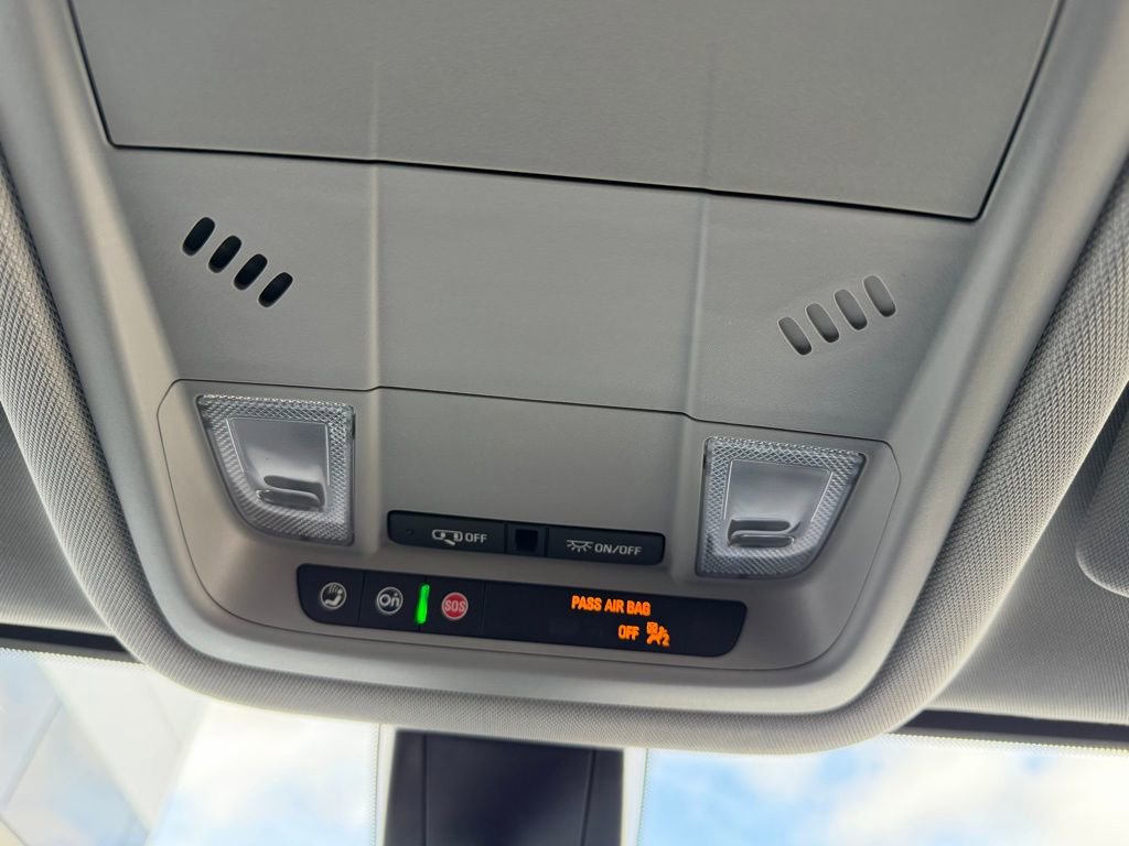 Certified 2023 GMC Acadia SLE w/ Driver Convenience Package FWD image 32