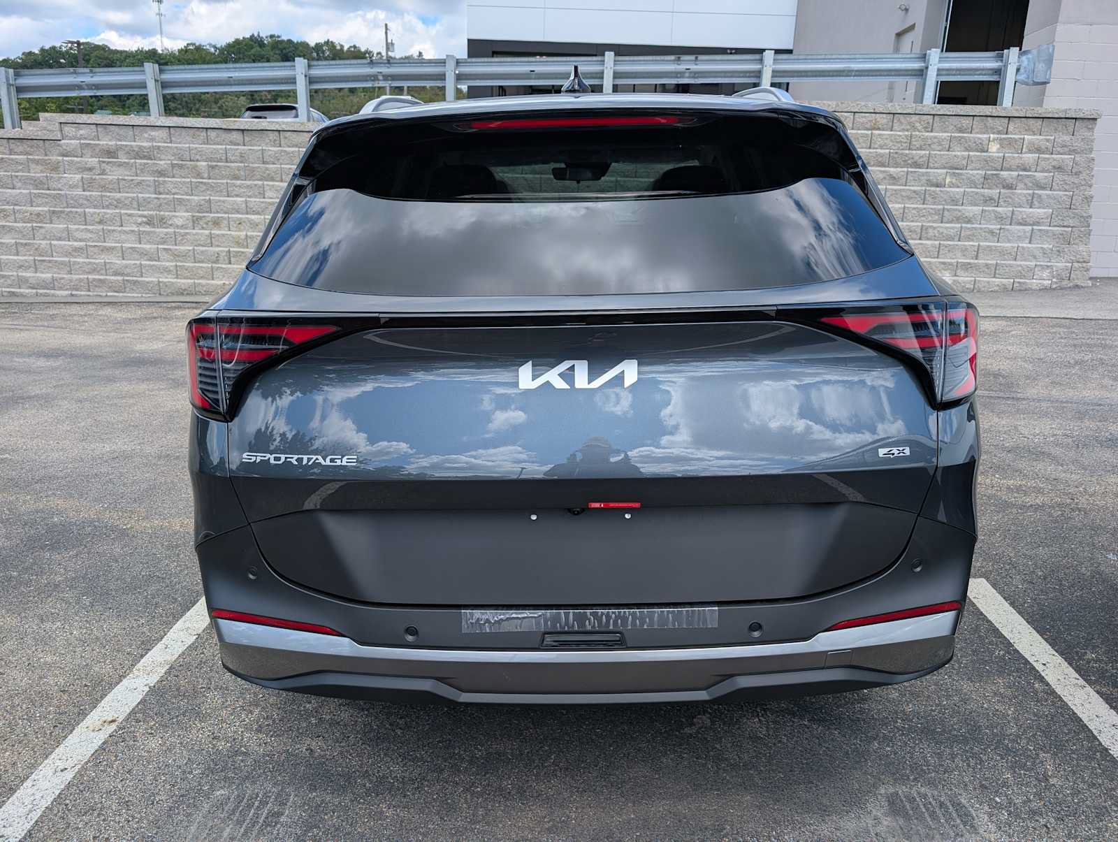 New 2026 Kia Sportage EX AWD/4WD image 8