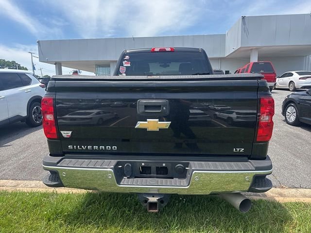 Used 2019 Chevrolet Silverado 2500 LTZ w/ Duramax Plus Package AWD/4WD image 5