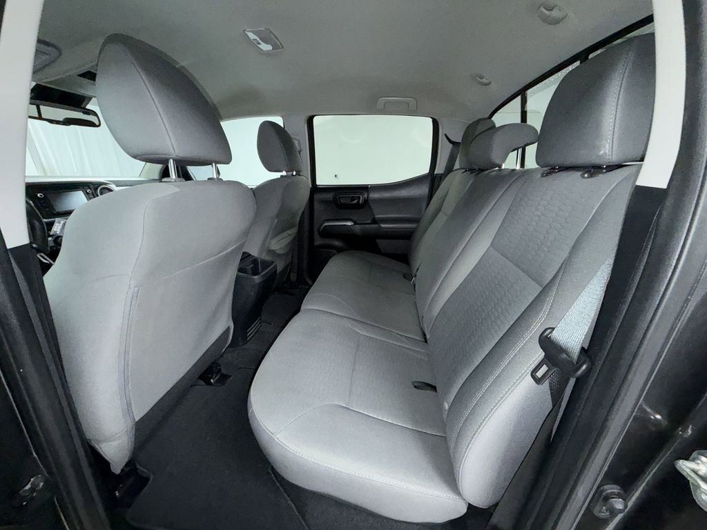 Used 2019 Toyota Tacoma SR5 image 4