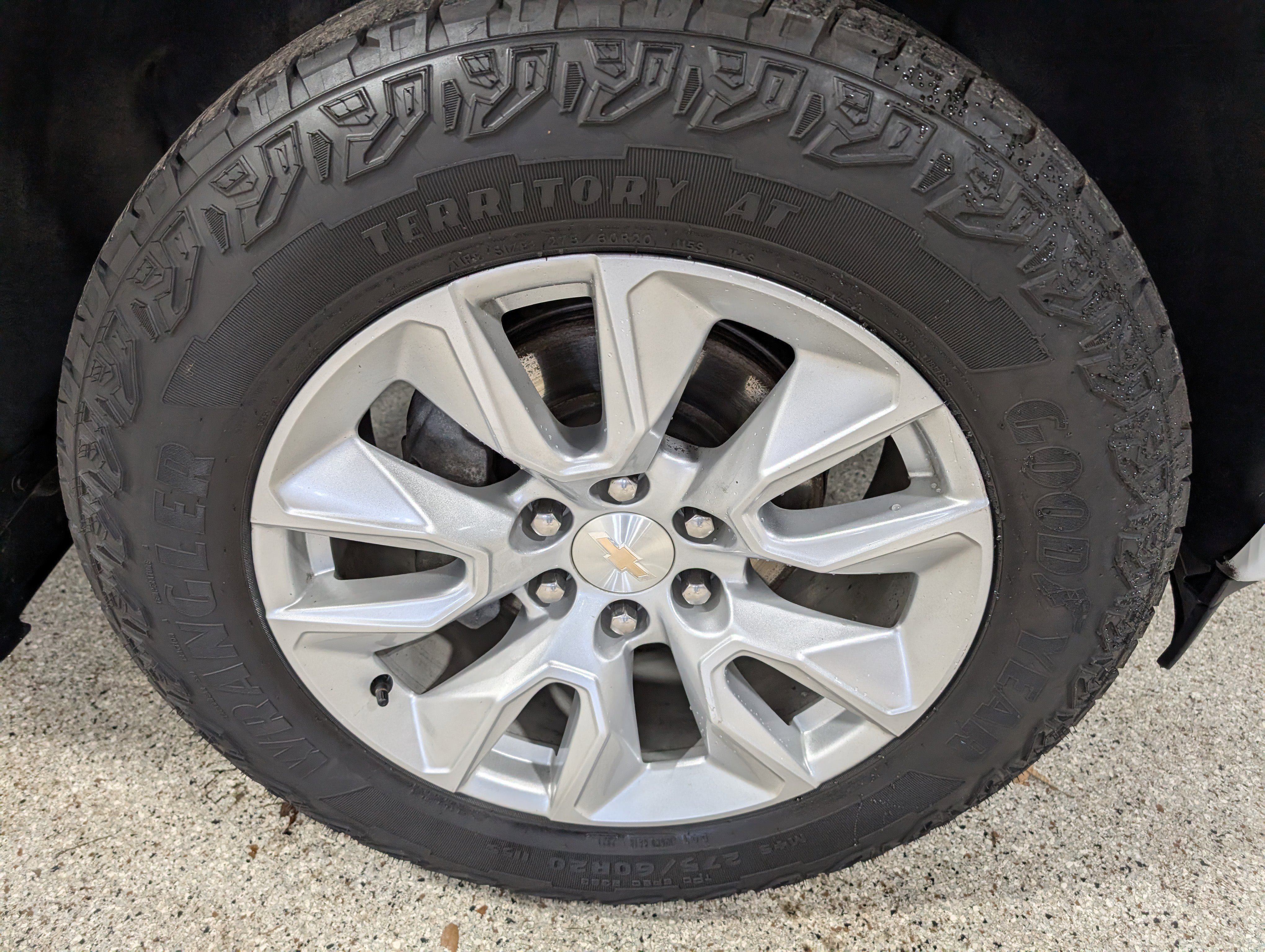 Used 2024 Chevrolet Silverado 1500 Custom image 12