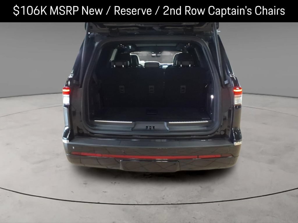 Used 2023 Lincoln Navigator Reserve AWD/4WD image 8
