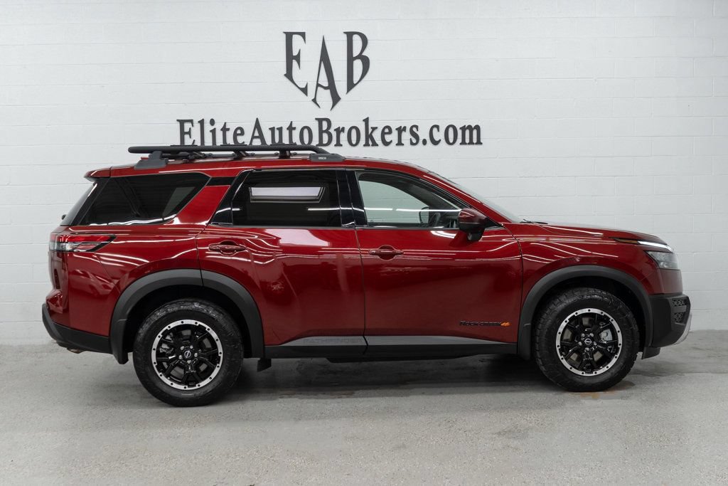 Used 2023 Nissan Pathfinder Rock Creek AWD/4WD image 5