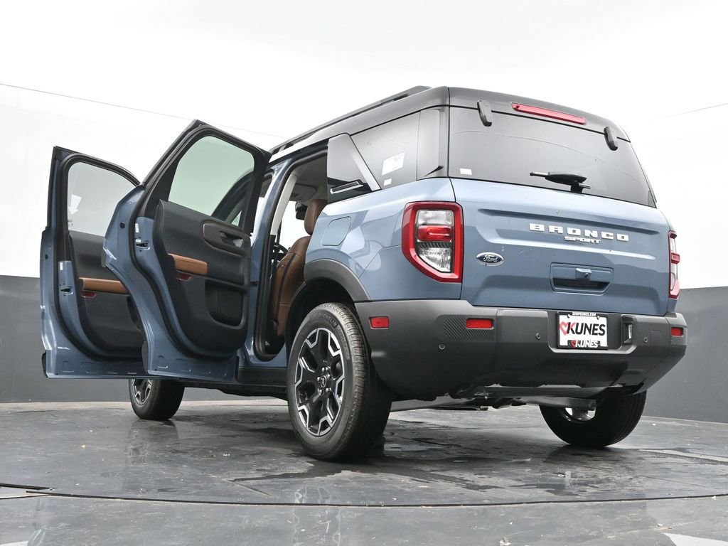 New 2025 Ford Bronco Sport Outer Banks w/ Outer Banks Tech Package+ AWD/4WD image 66