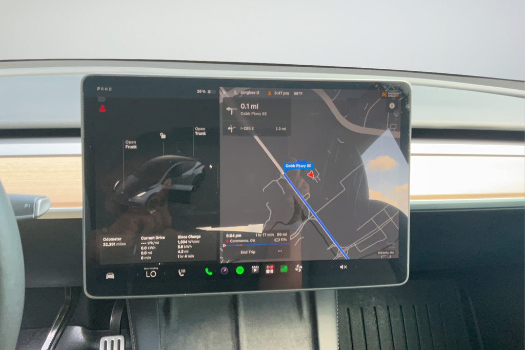 Used 2025 Tesla Model Y Performance AWD/4WD image 36