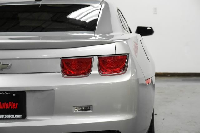 Used 2011 Chevrolet Camaro LT RWD image 34