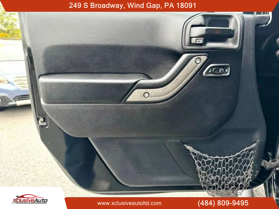 Used 2015 Jeep Wrangler Unlimited Sport w/ Quick Order Package 24S image 9