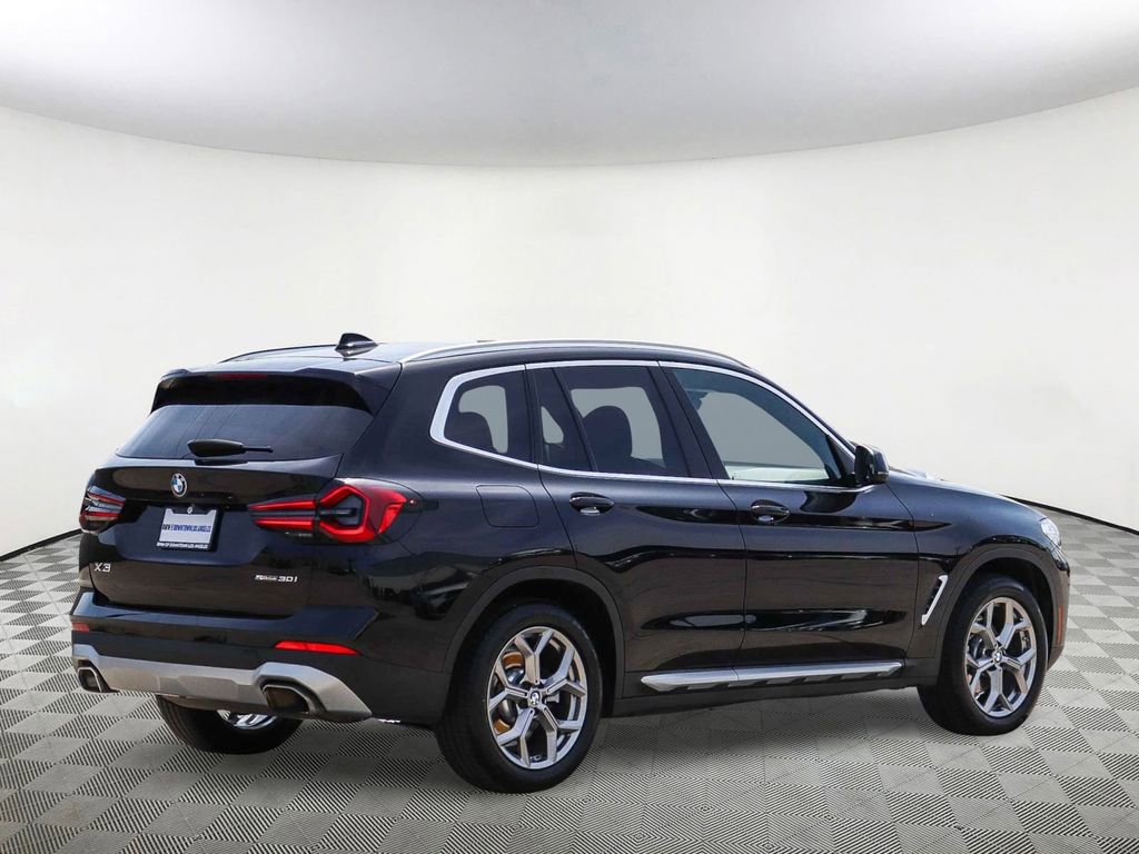 Used 2023 BMW X3 sDrive30i w/ Premium Package RWD image 4