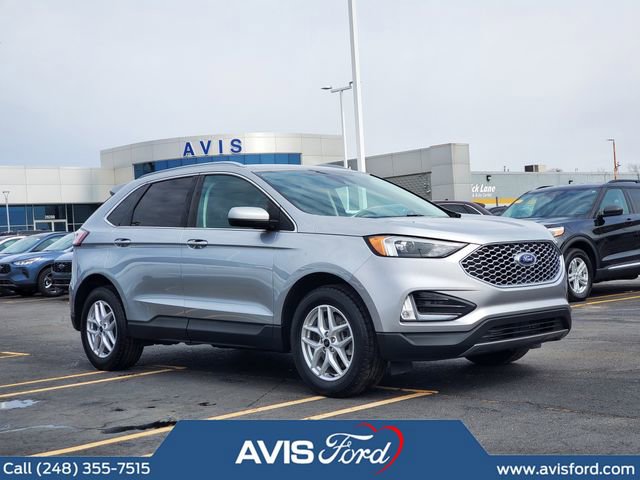 Used 2024 Ford Edge SEL w/ Convenience Package image 2