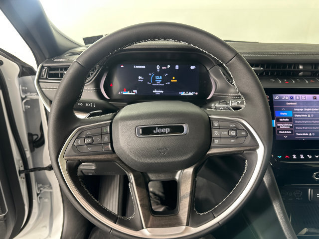 New 2027 Jeep Grand Cherokee Limited AWD/4WD image 18