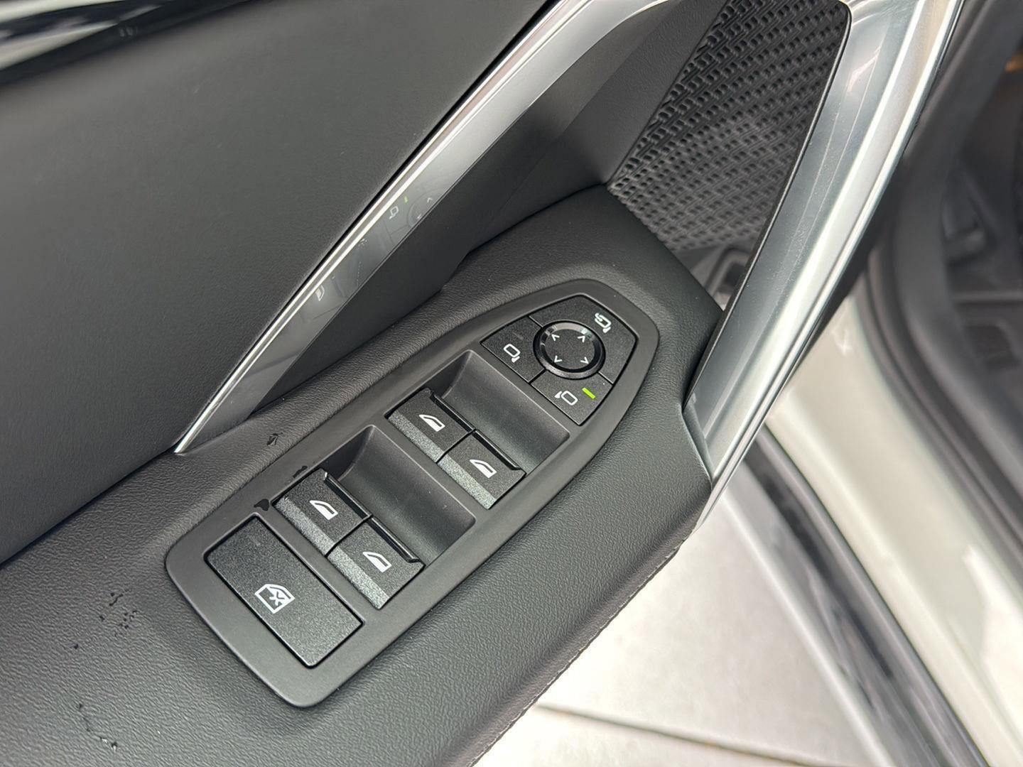 New 2026 BMW X1 xDrive28i w/ Technology Package image 26