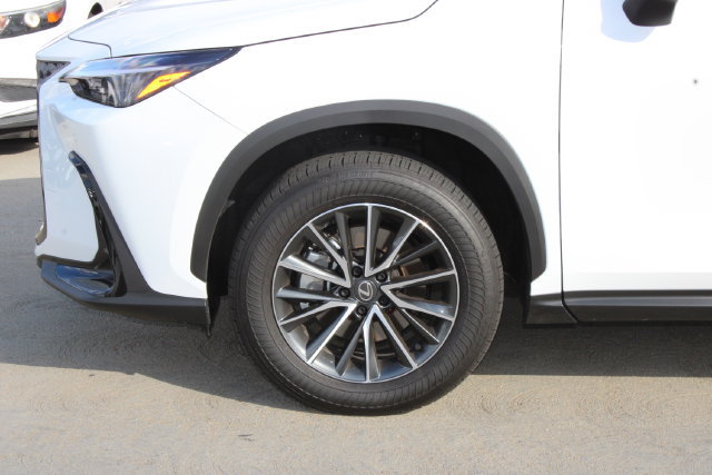 Certified 2026 Lexus NX 350h AWD w/ Accessory Package (Z1) image 4