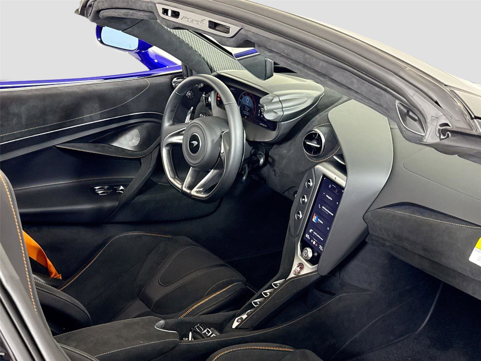 Used 2024 McLaren 750S Spider image 25
