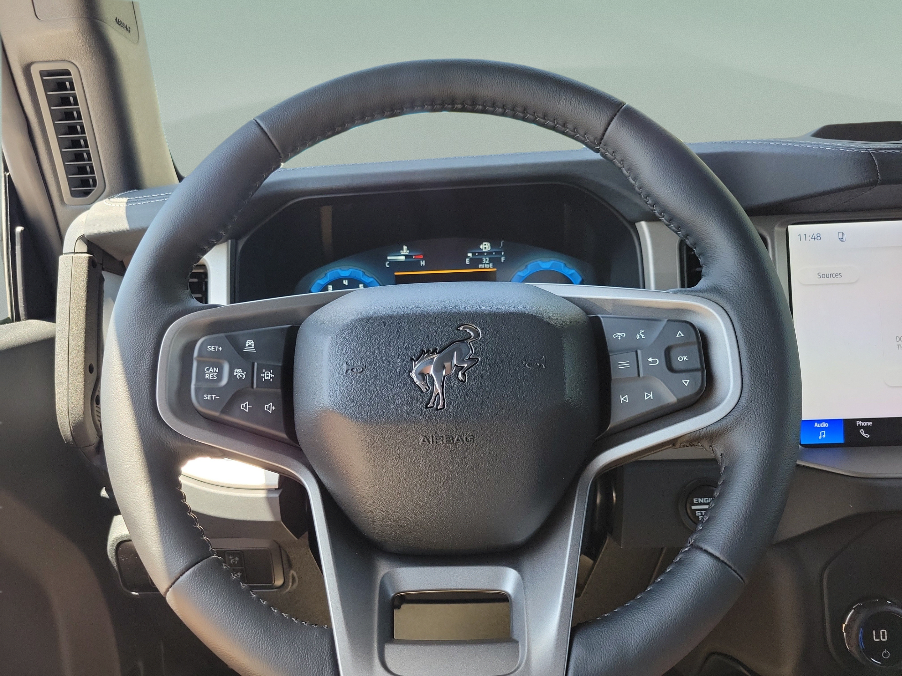 New 2026 Ford Bronco Outer Banks w/ Sasquatch Package AWD/4WD image 20