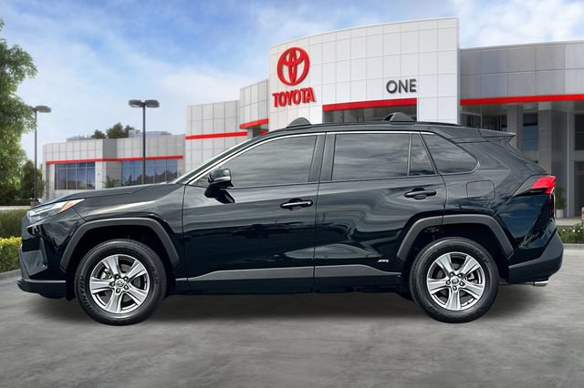Certified 2024 Toyota RAV4 LE AWD/4WD image 9