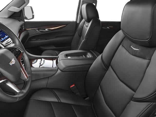 Used 2016 Cadillac Escalade Luxury image 11