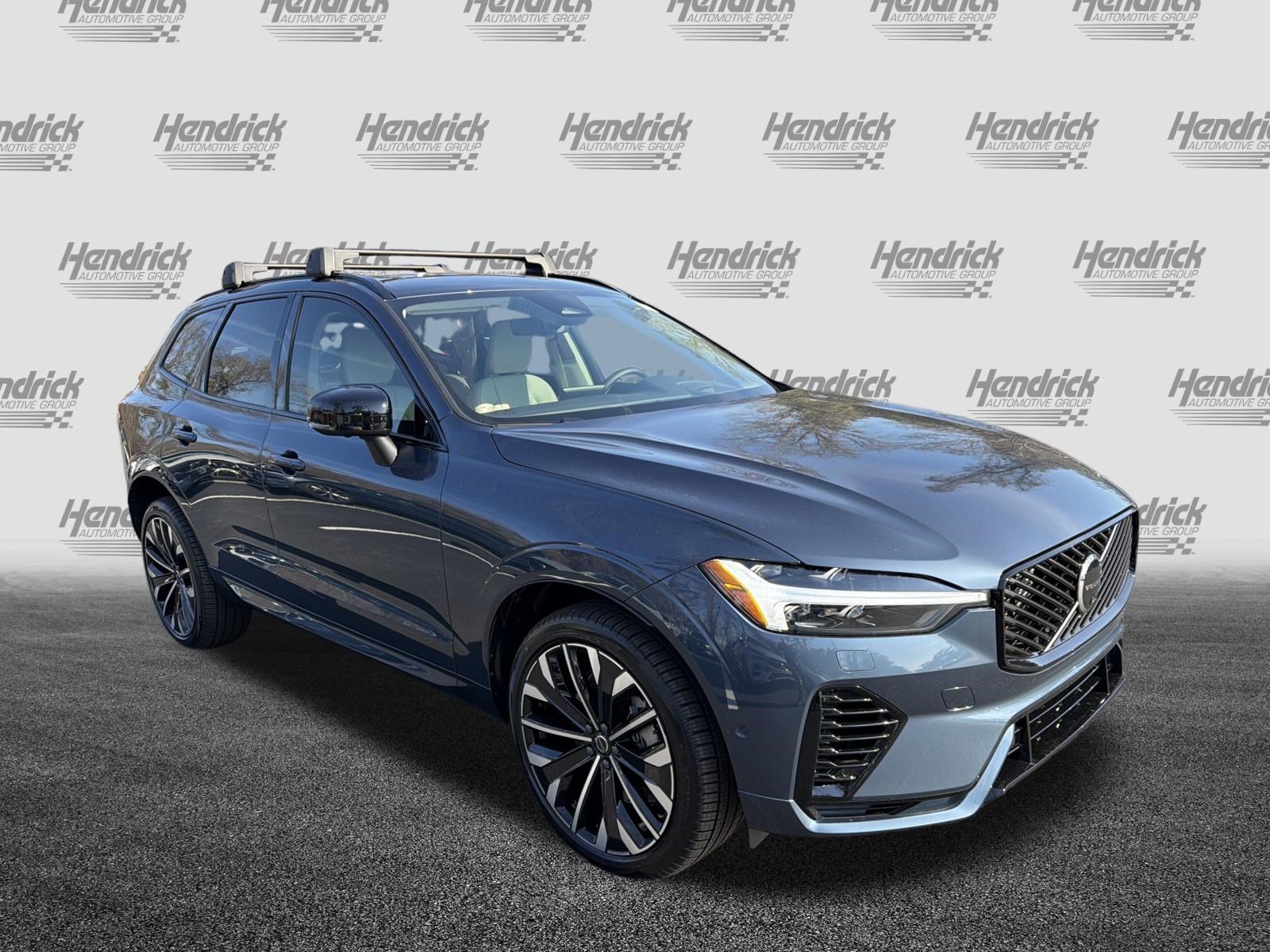 Used 2026 Volvo XC60 T8 Ultra w/ Protection Package Premier AWD/4WD image 2