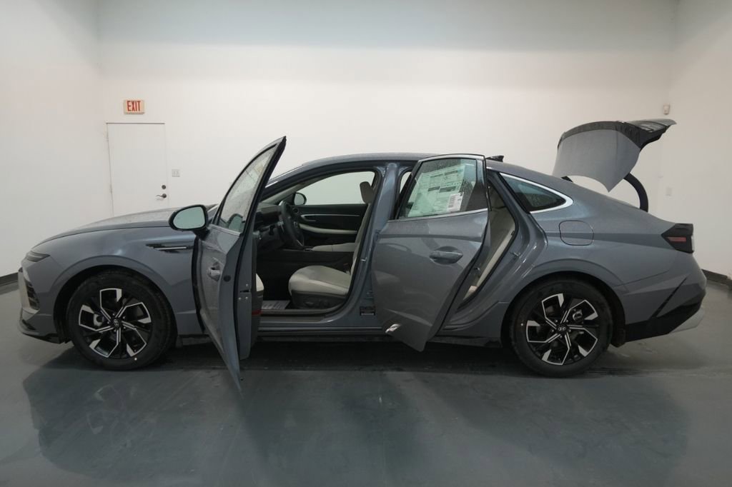 New 2025 Hyundai Sonata SEL image 30