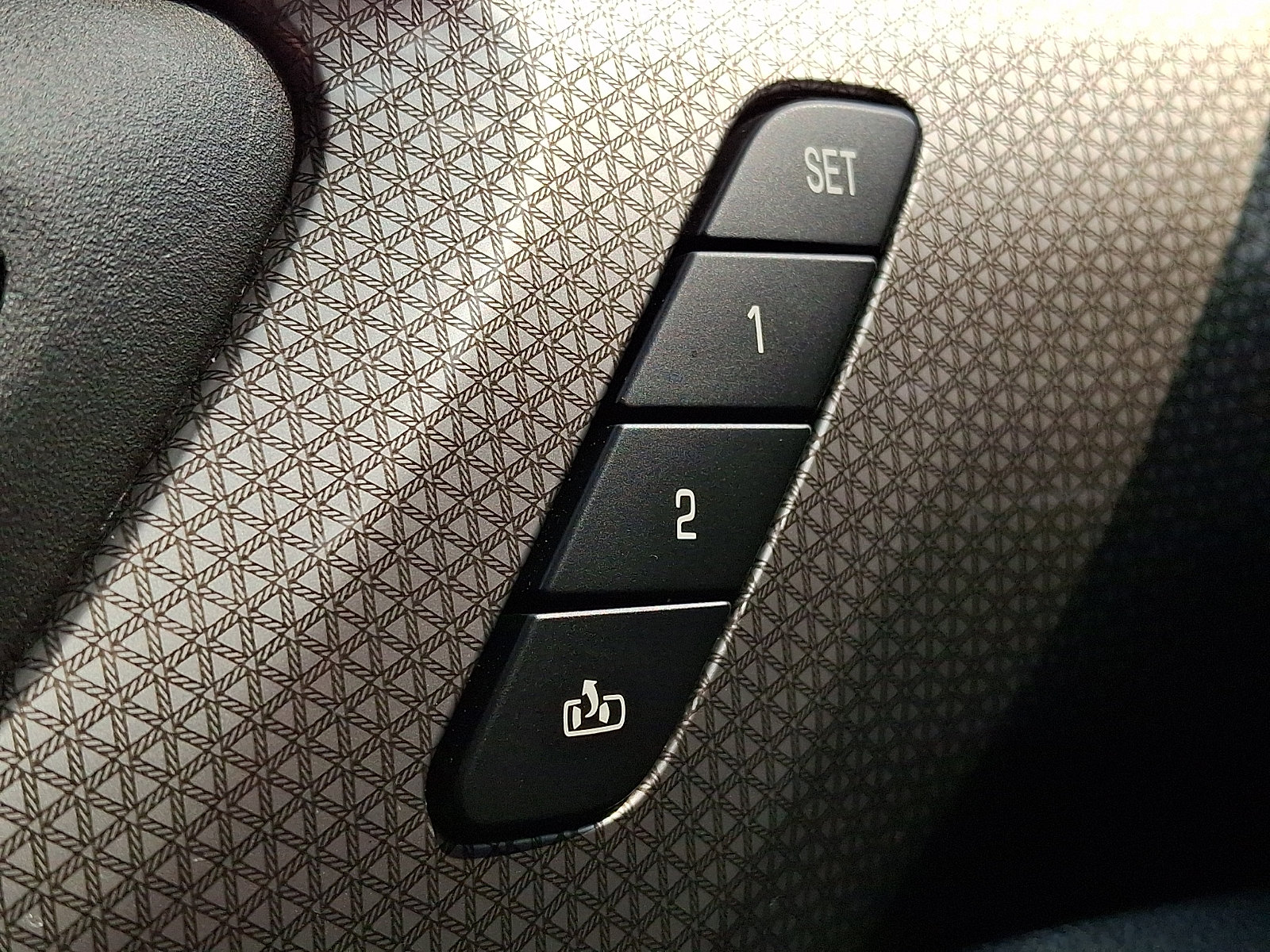 Certified 2023 Chevrolet Traverse Premier FWD image 25