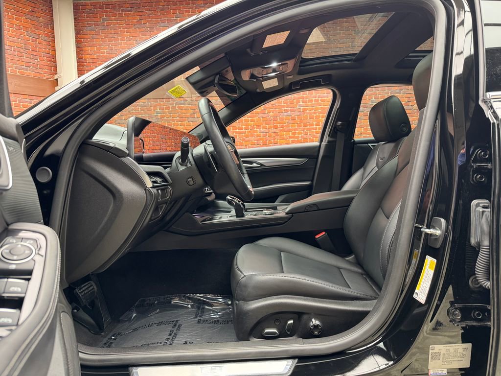 Used 2025 Cadillac CT5 Premium Luxury w/ LPO, ONYX Package image 22