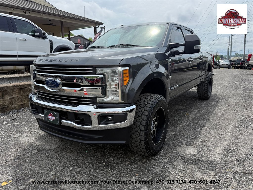 Used 2017 Ford F250 Lariat w/ Lariat Ultimate Package AWD/4WD image 2