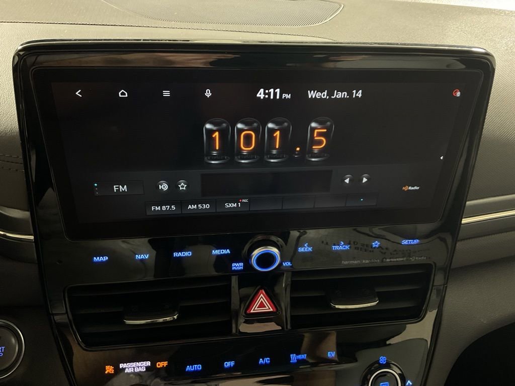 Used 2021 Hyundai Ioniq Limited image 23